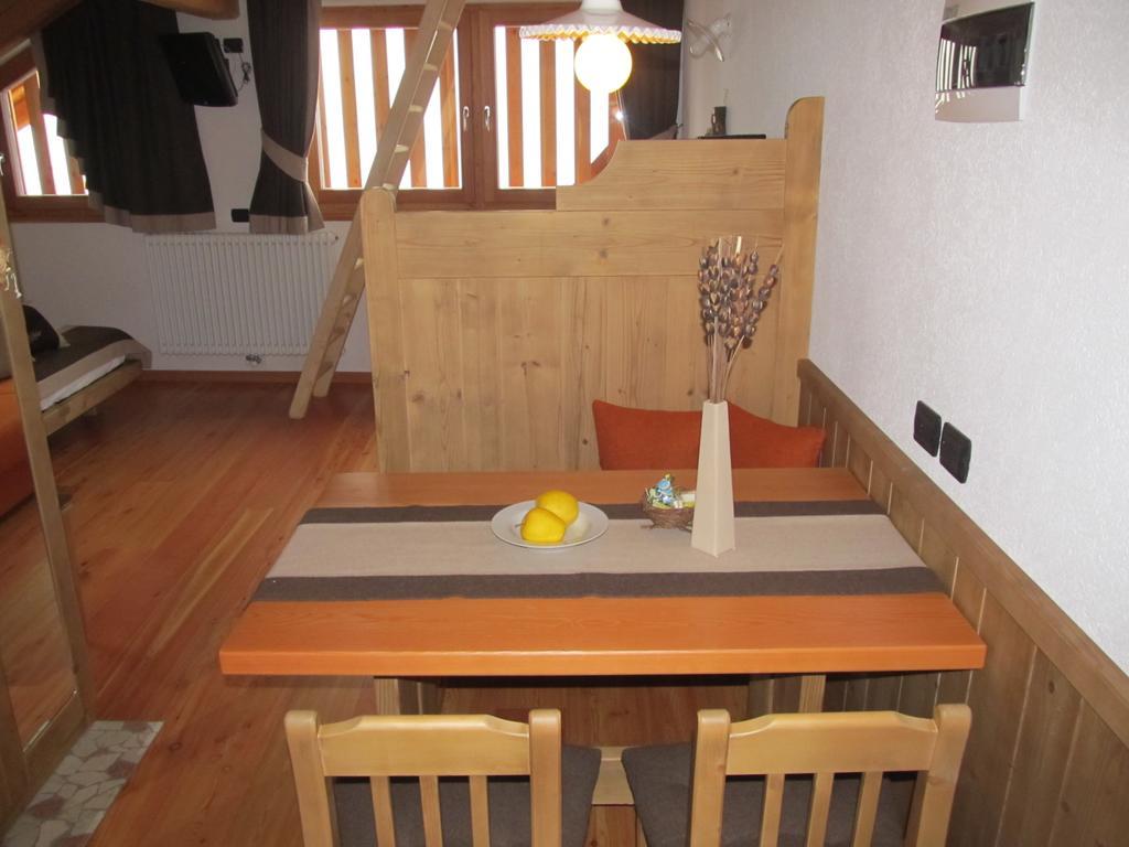 B&B Mas Di Zonadi Рабби Номер фото